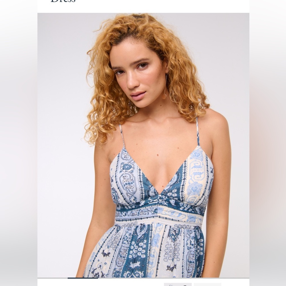 Abercrombie & Fitch Bra-Free Flowy Tie-Back Maxi
Dress size Large tall nwt - Picture 2 of 15